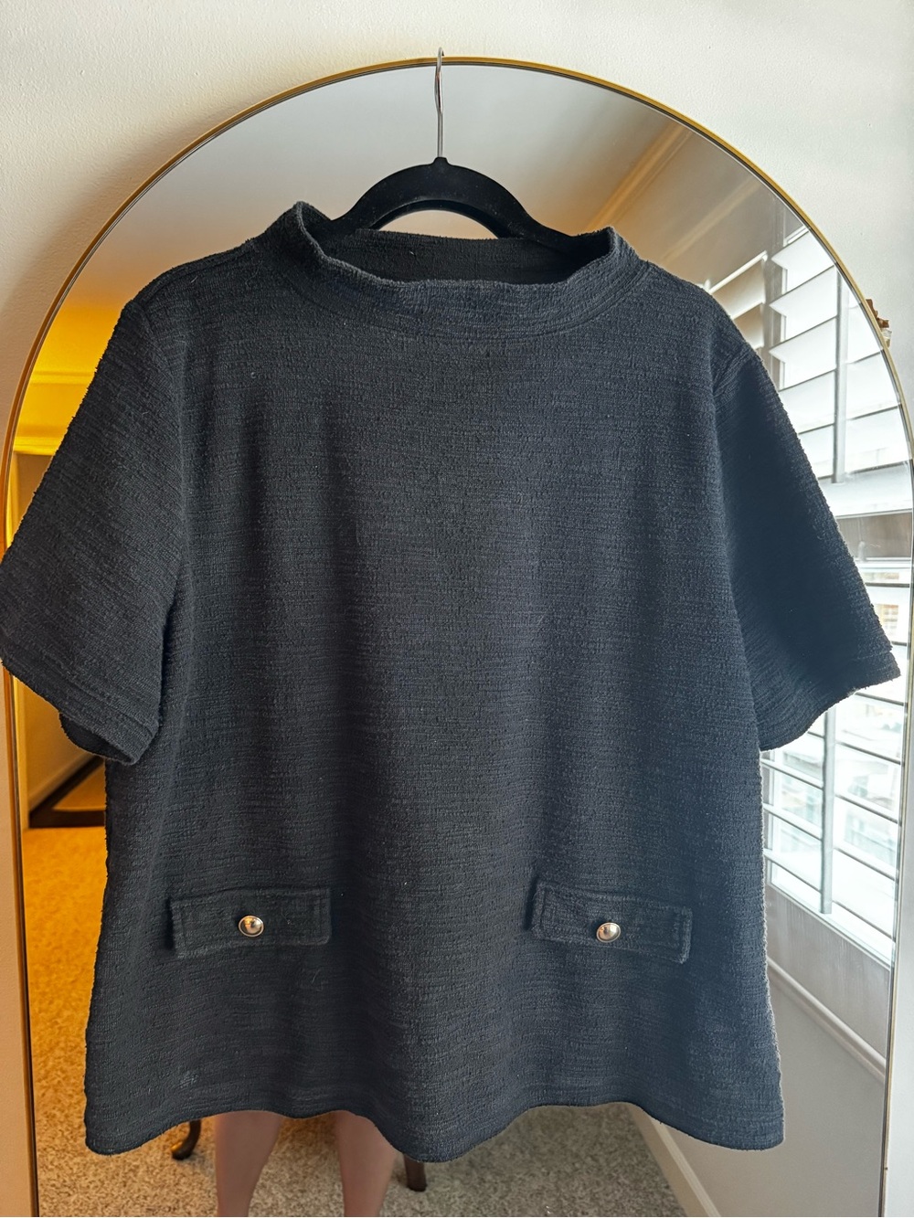 Ann Taylor Black Short-Sleeve Textured Knit Top